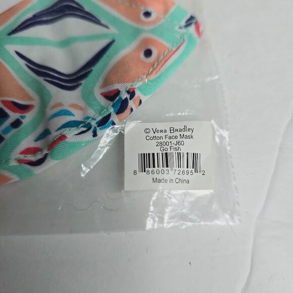 NIP Vera Bradley Cotton Face Mask With Filter Pocket Go Fish - Picture 3 of 5